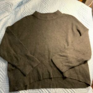 Women’s oversized lounge sweater